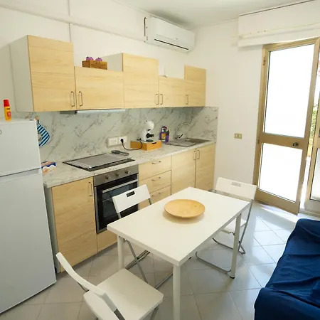 Апартаменты Grazioso Trilocale A Due Passi Dal Mare Марчелли